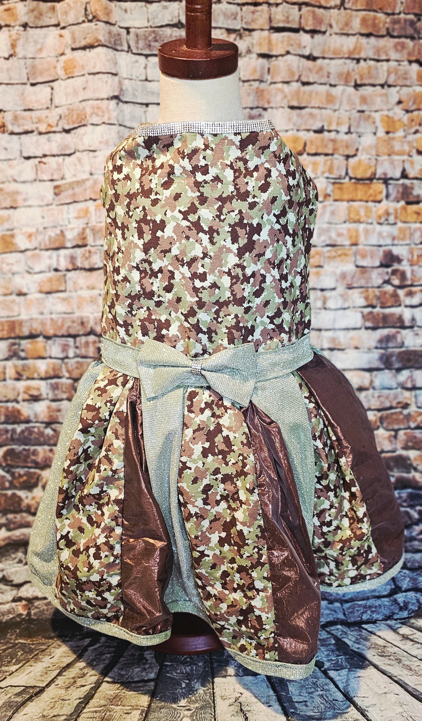 Camouflage pet dress, Camo pet dress, army pet dress, Camouflage dog dress, Camouflage cat dress, hunting pet dress, army dog dress
