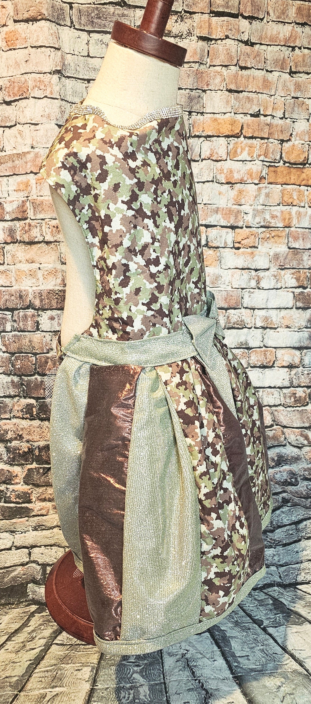 Camouflage pet dress, Camo pet dress, army pet dress, Camouflage dog dress, Camouflage cat dress, hunting pet dress, army dog dress