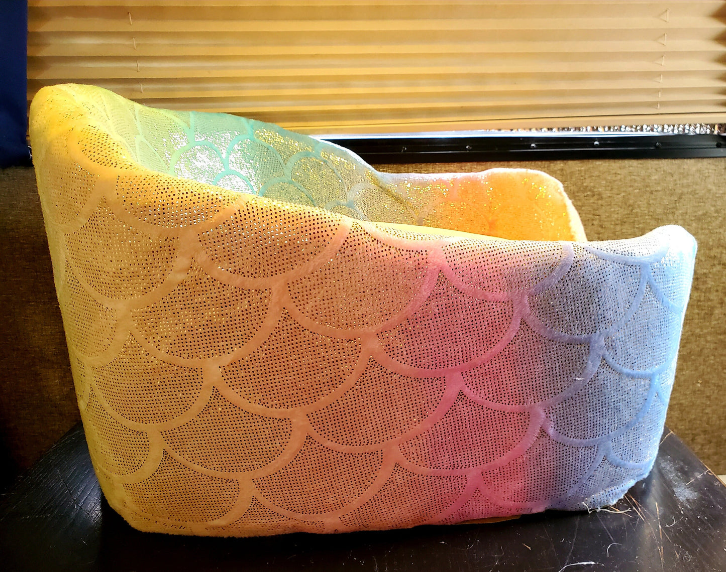 Rainbow Mermaid round pet bed Rainbow car bed Rainbow dog bed, Round luxury pet bed, pet furniture, dog beds for pets