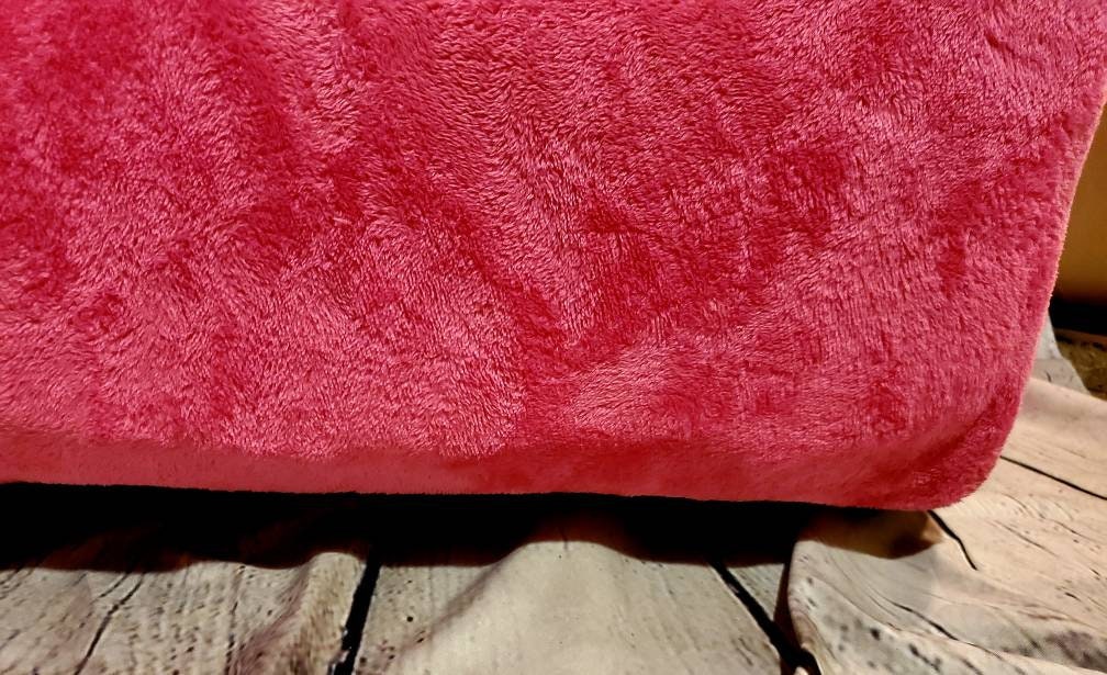 Hot Pink Pet Chaise Bed, Fushia Pet Chaise Bed, Chaise dog bed, Chaise, Cat bed, Chaise Pet Bed, Luxury pet Chaise Lounge,Cat Chaise bed