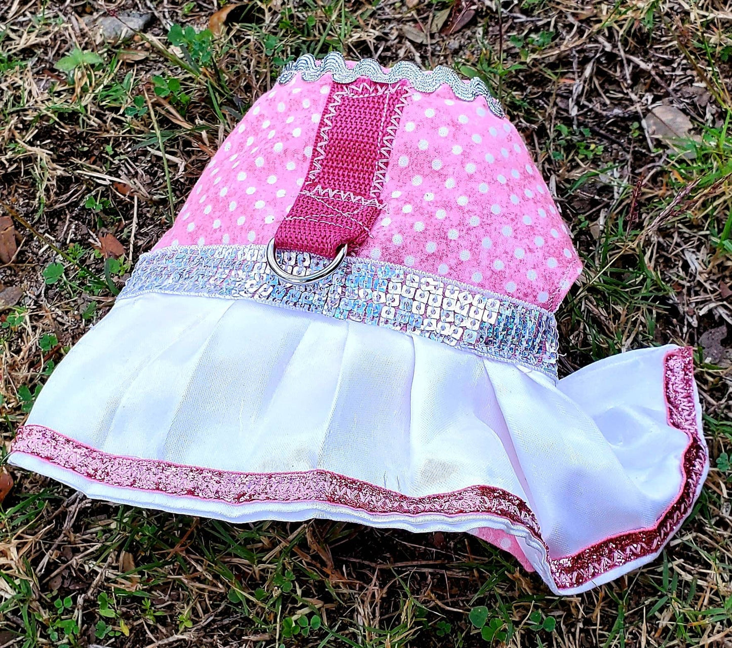 Pet harness dress, harness with skirt, female pet harness, cat harness, dog harness, pet dress with d ring, dress harness, dog harness dress