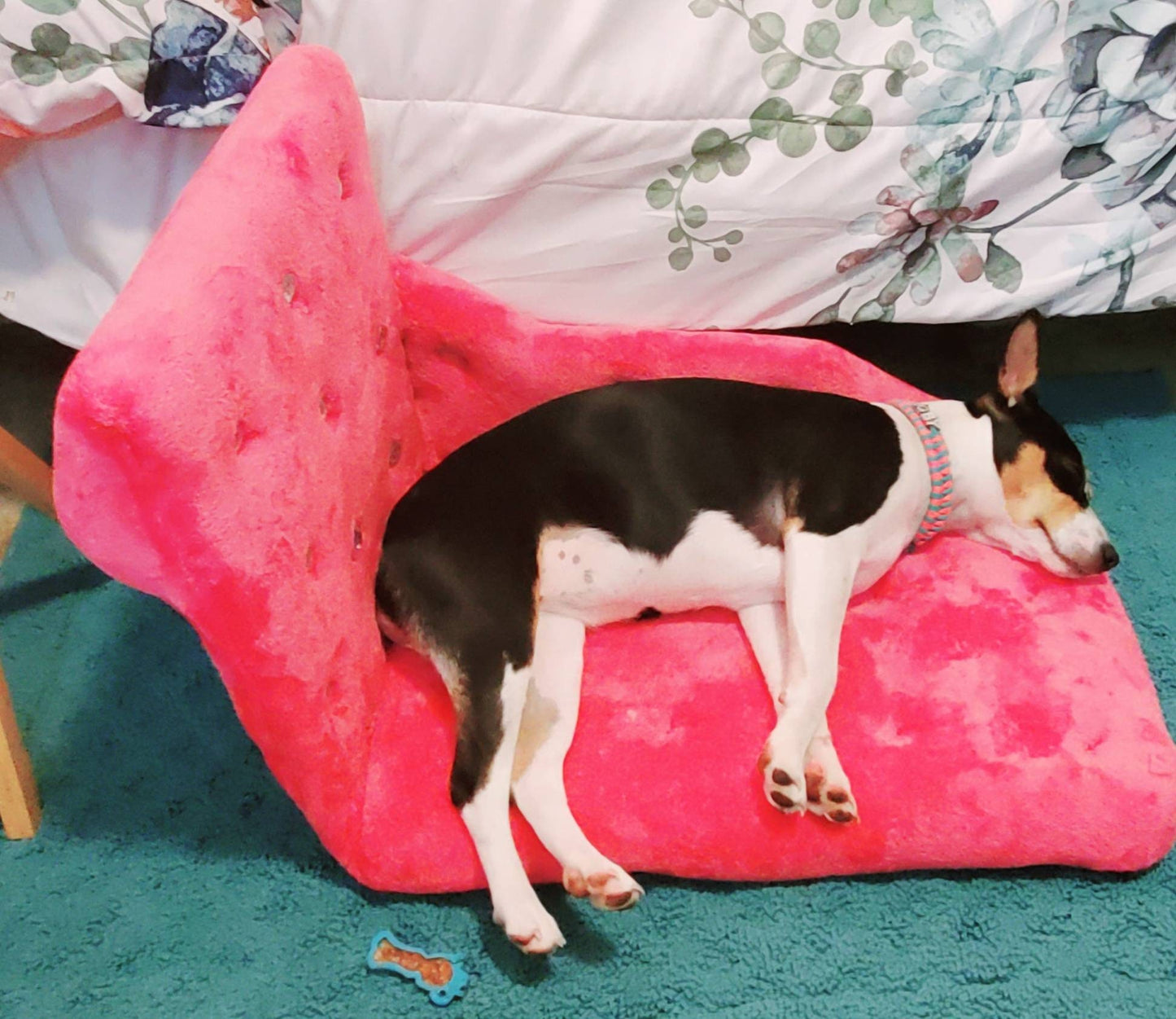 Hot Pink Pet Chaise Bed, Fushia Pet Chaise Bed, Chaise dog bed, Chaise, Cat bed, Chaise Pet Bed, Luxury pet Chaise Lounge,Cat Chaise bed