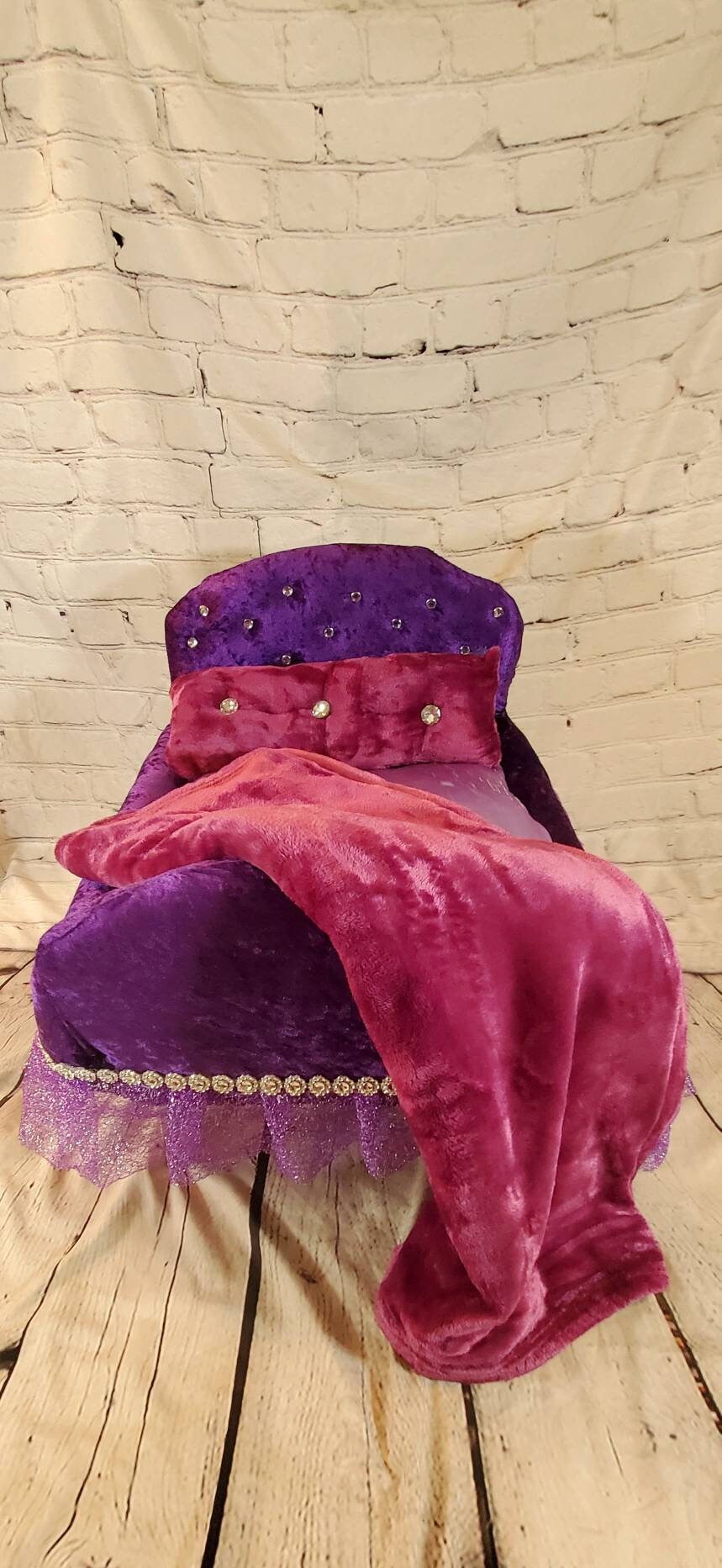 Custom Pet Bassinet, Puppy Bassinet, puppy bed, pet headboard bed, velvet plush bed, bassinets for dogs, Bassinet for puppies, pet bassinets