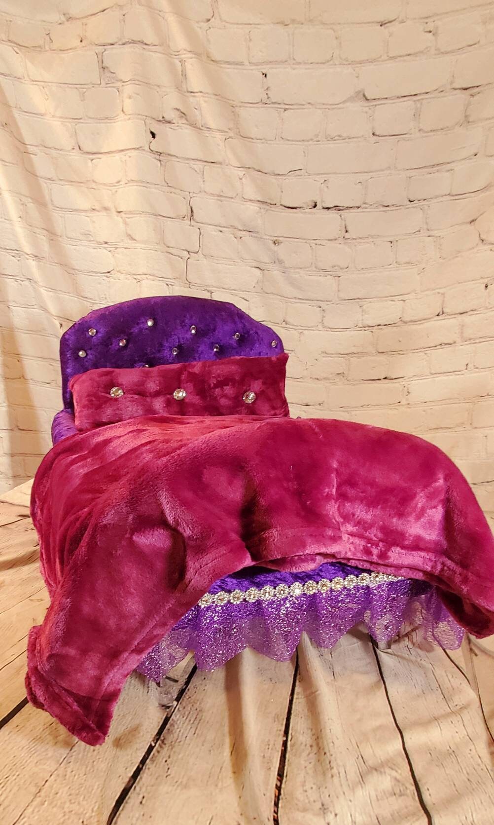 Custom Pet Bassinet, Puppy Bassinet, puppy bed, pet headboard bed, velvet plush bed, bassinets for dogs, Bassinet for puppies, pet bassinets