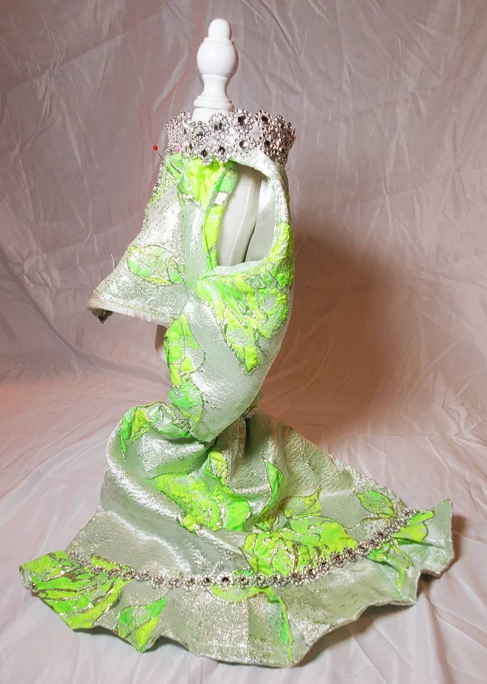 Brocade pet dress, brocade dog dress, brocade cat dress, 3D pet dress, handmade flower pet dress, dresses for pets, dog dresses