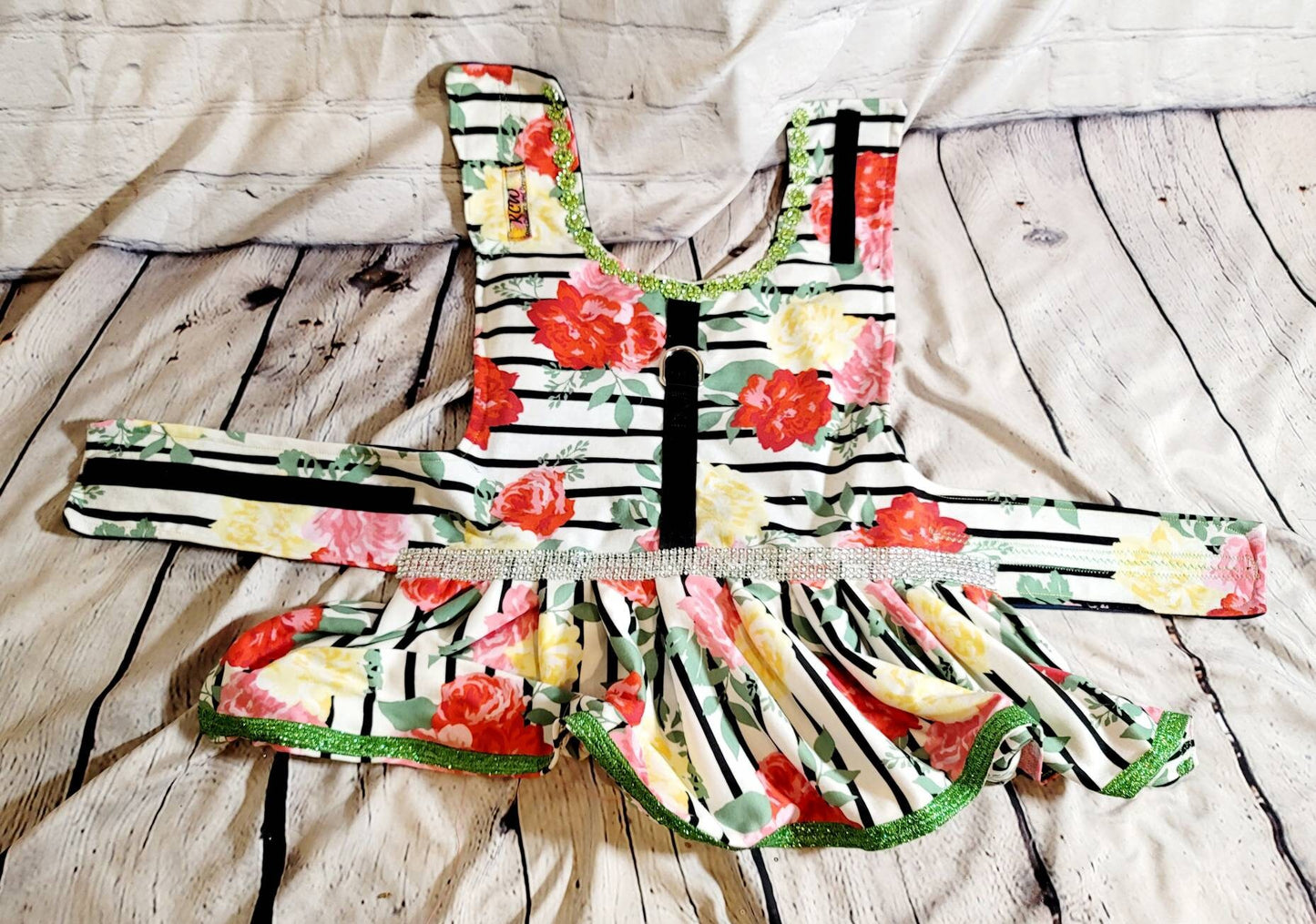 Flower Pet harness dress, flower dog harness dress, flower Pet dress, flower dog dress, flower cat dress, harness Pet dresses, dog harness