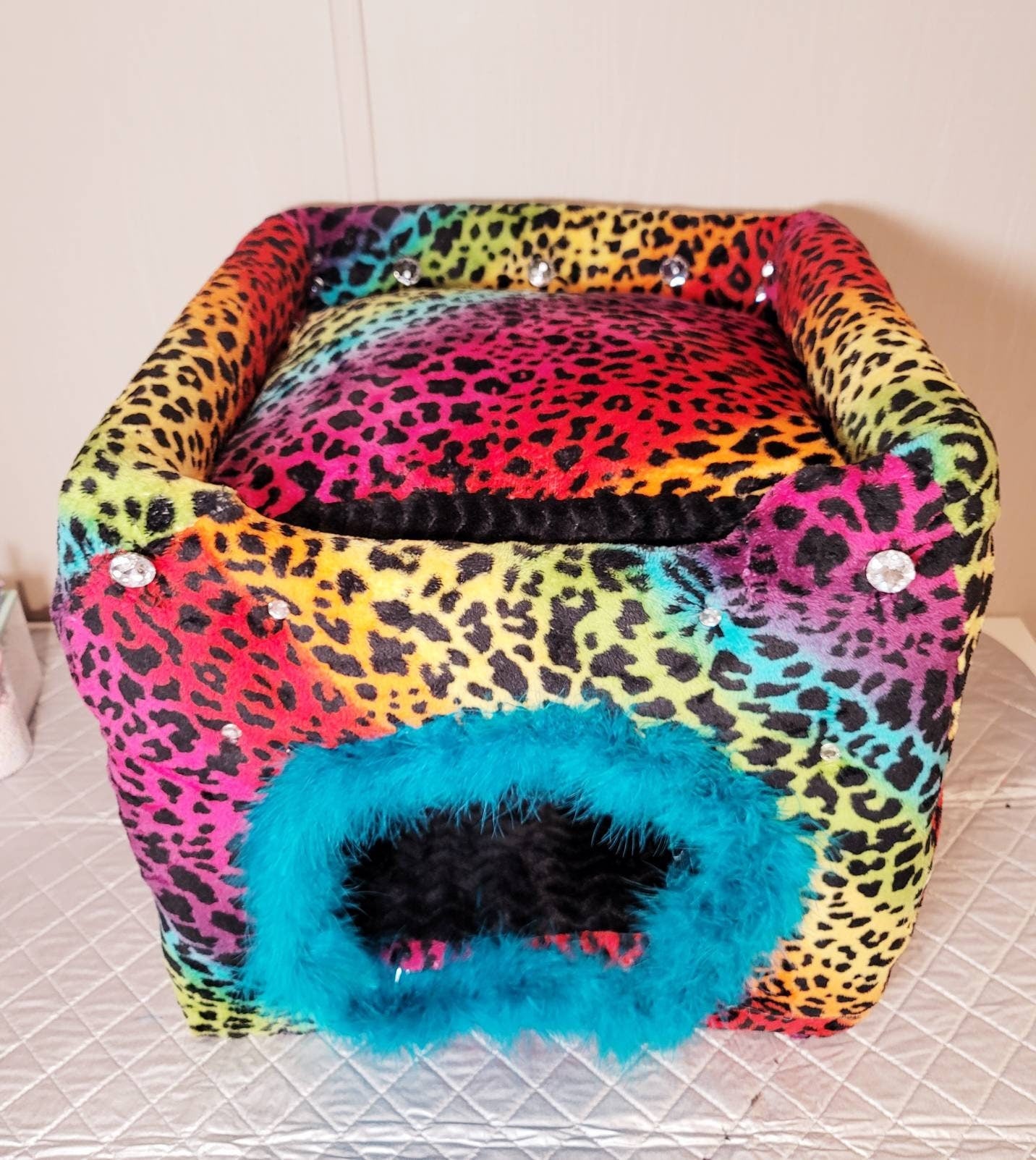 Cat loft bet, cat two story playhouse condo, cat two story bed, luxury cat play bed, pet two story bed, leopard cat bed, rainbow pet bed