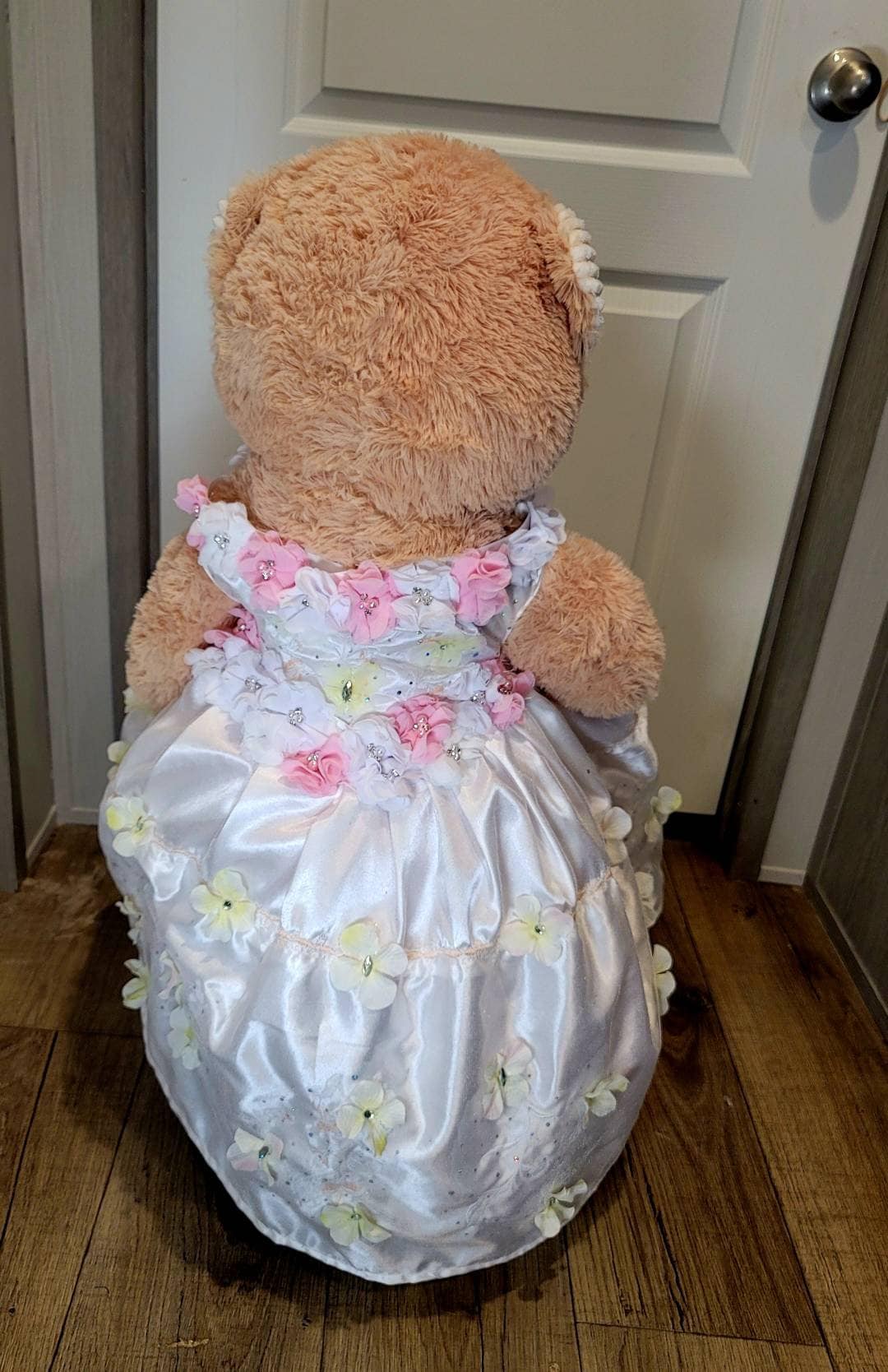 Last teddy bear dress for Quinceanera, last bear dress, quinceanera bear dress