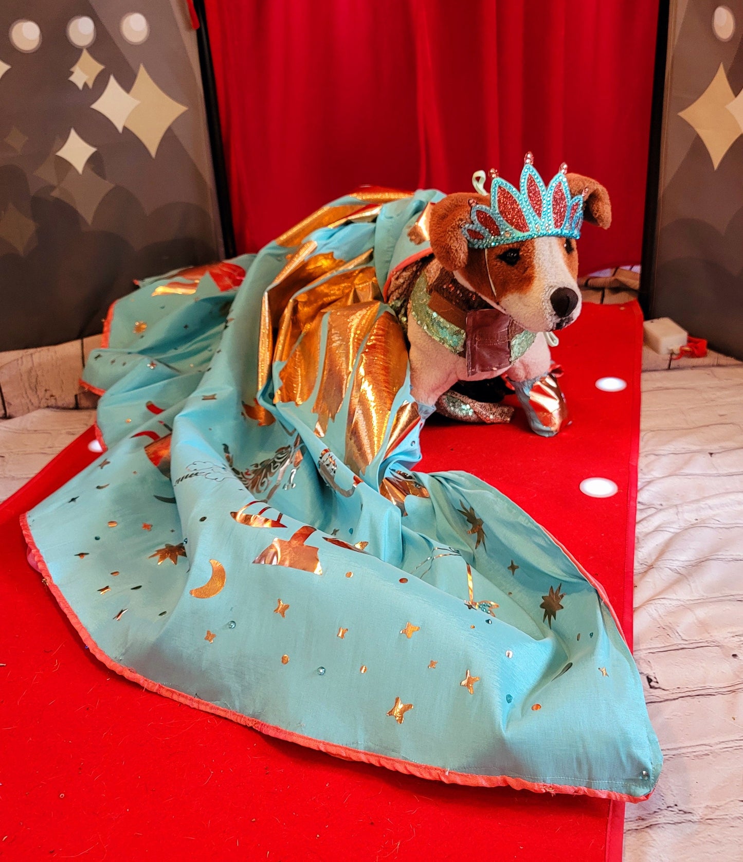- Statue liberty pet dress, empire state pet dress, blake lively new York pet dress, mutt gala pet costume, blake lively dog costume