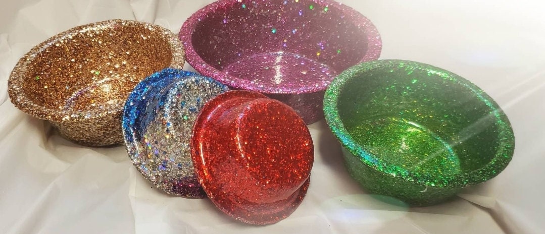 Glitter water bowls, cat water bowl, dog water bowl, glitter personalize pet bowl, epoxy resin pet bowls, glitter Pet bowls, personalize pet