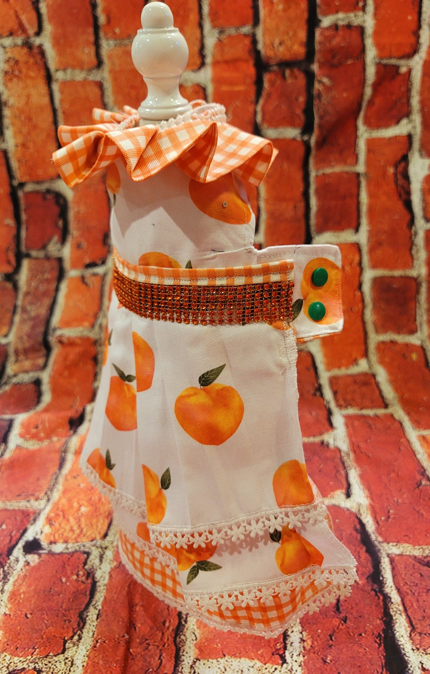 Peach gingham pet dress, peach gingham dog dress, gingham pet dress? Southern bell pet dress, southern bell dog dress, gingham cat dress