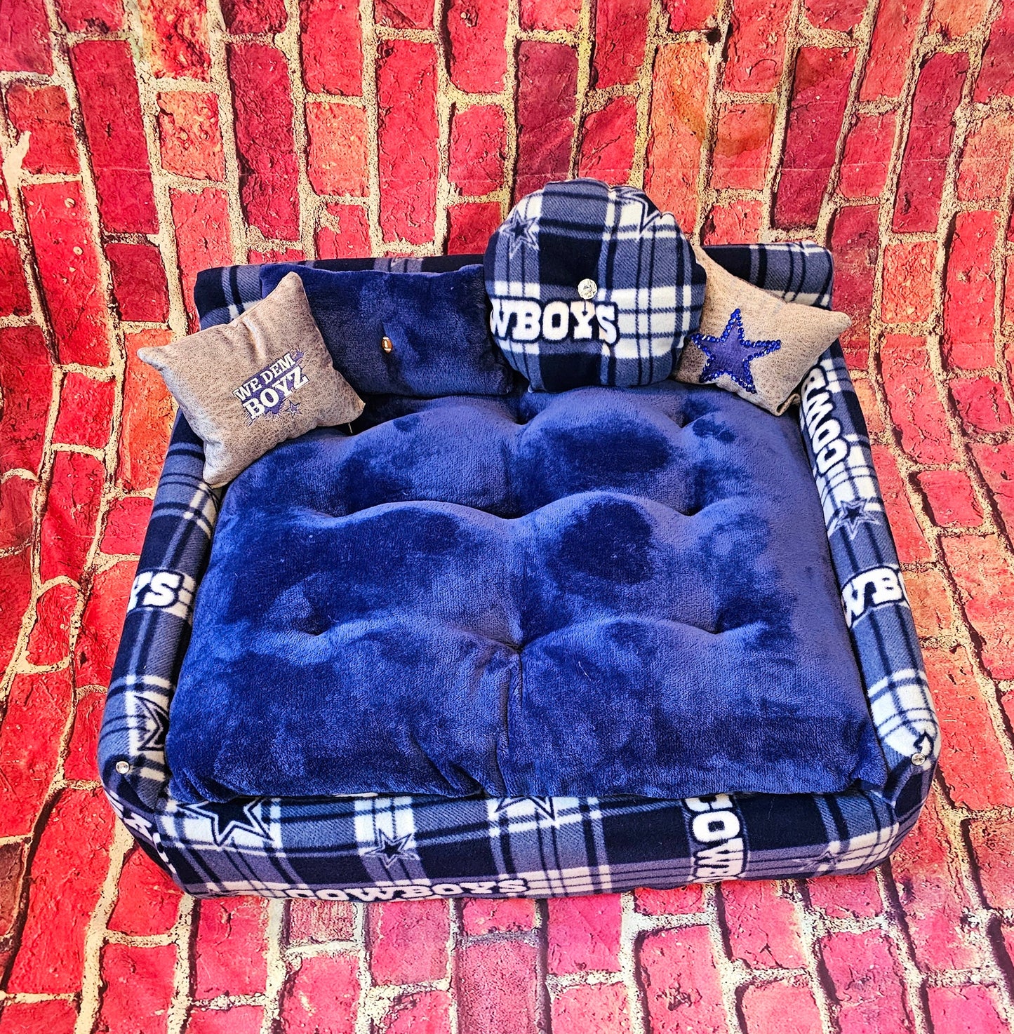 Dallas Cowboys Pet Couch, Dallas Cowboys Dog Couch, Dallas Cowboy Cat Couch, Dallas Cowboys furniture for pets, Dallas Cowboys Pet Bed