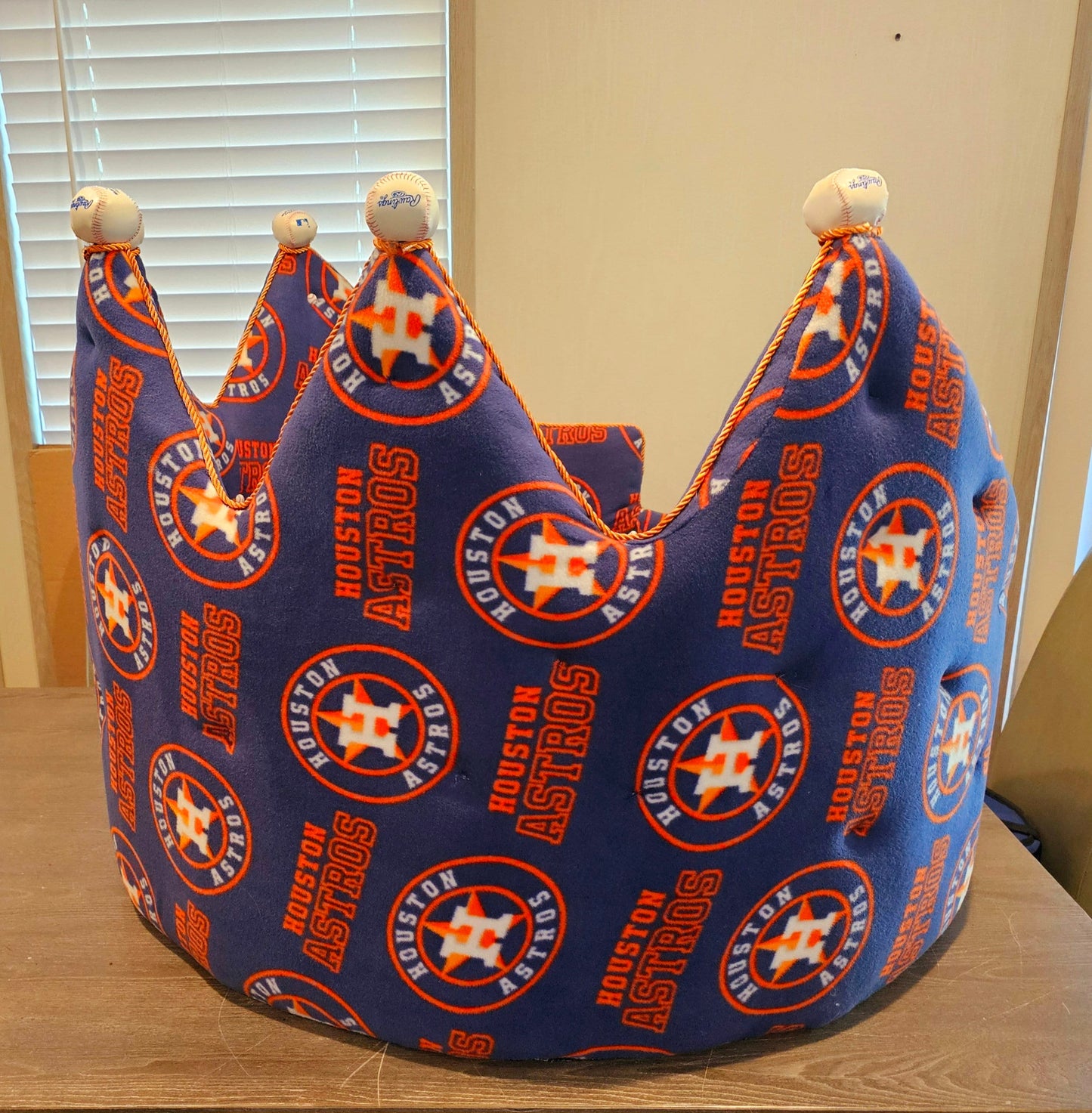 Houston Astros Crown pet bed, Houston Astros Crown dog bed, Houston Astros luxury pet bed, Astros pet furniture, Custom Crown pet bed