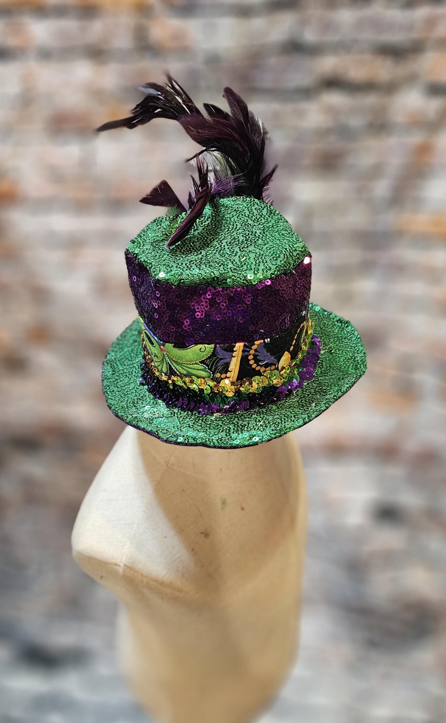 Mardi Gras sequin pet hat, fat tuesday pet hat, mardi gras pet hat, mardi gras dog hat, mardi gras cat hat, fat tuesday dog hat, sequin pet hat