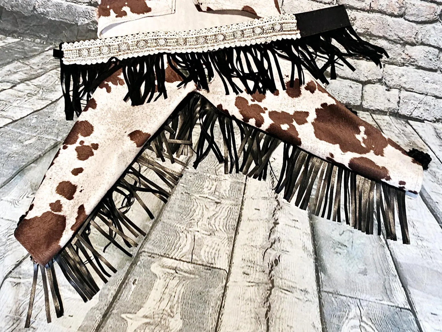 - Western pet chaps, western dog chaps, western cat chaps, chaps for dogs, fringe pet chaps, fringe dog chaps, western pet pants