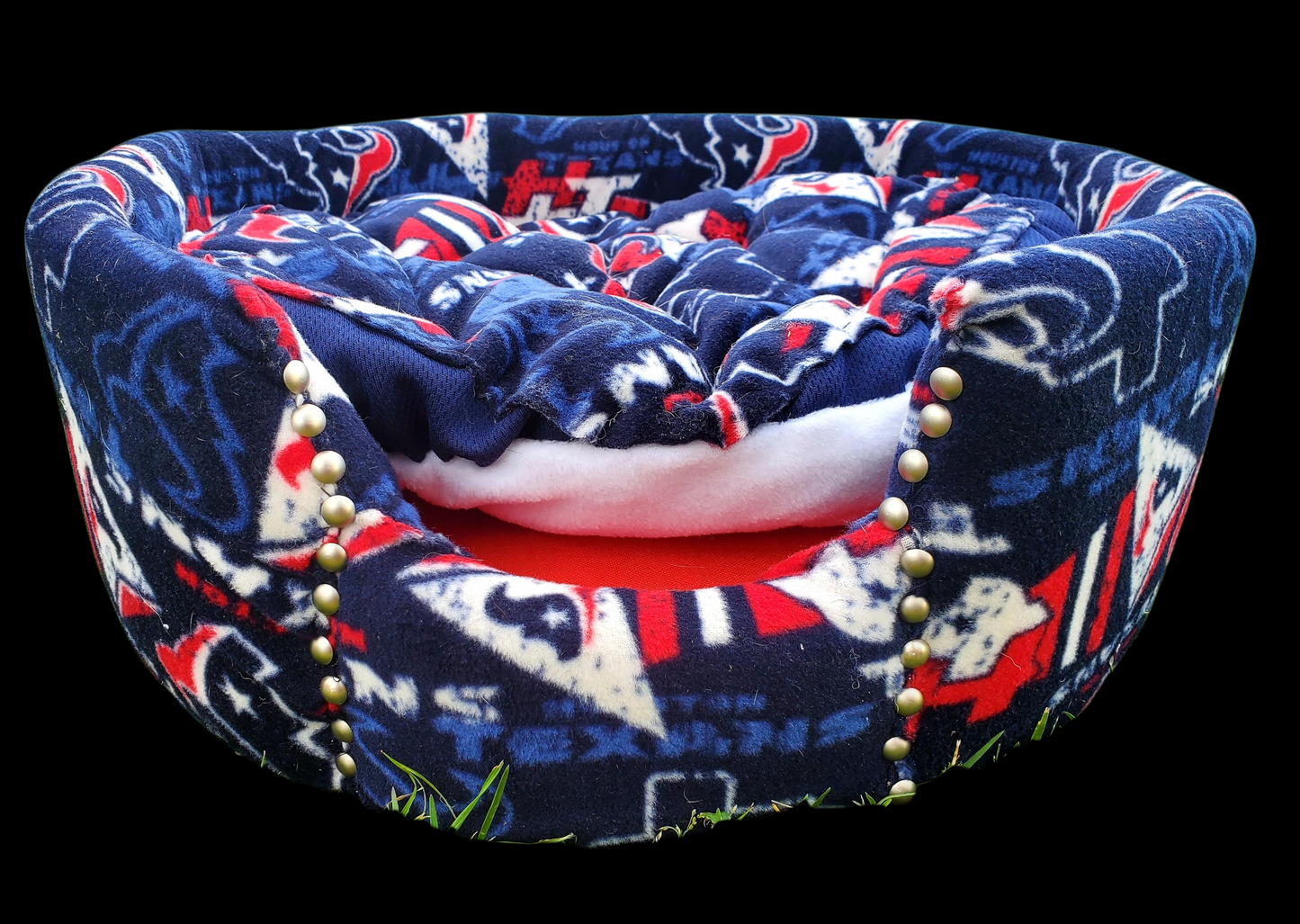 Houston Texans round pet bed, luxury Texans pet furniture