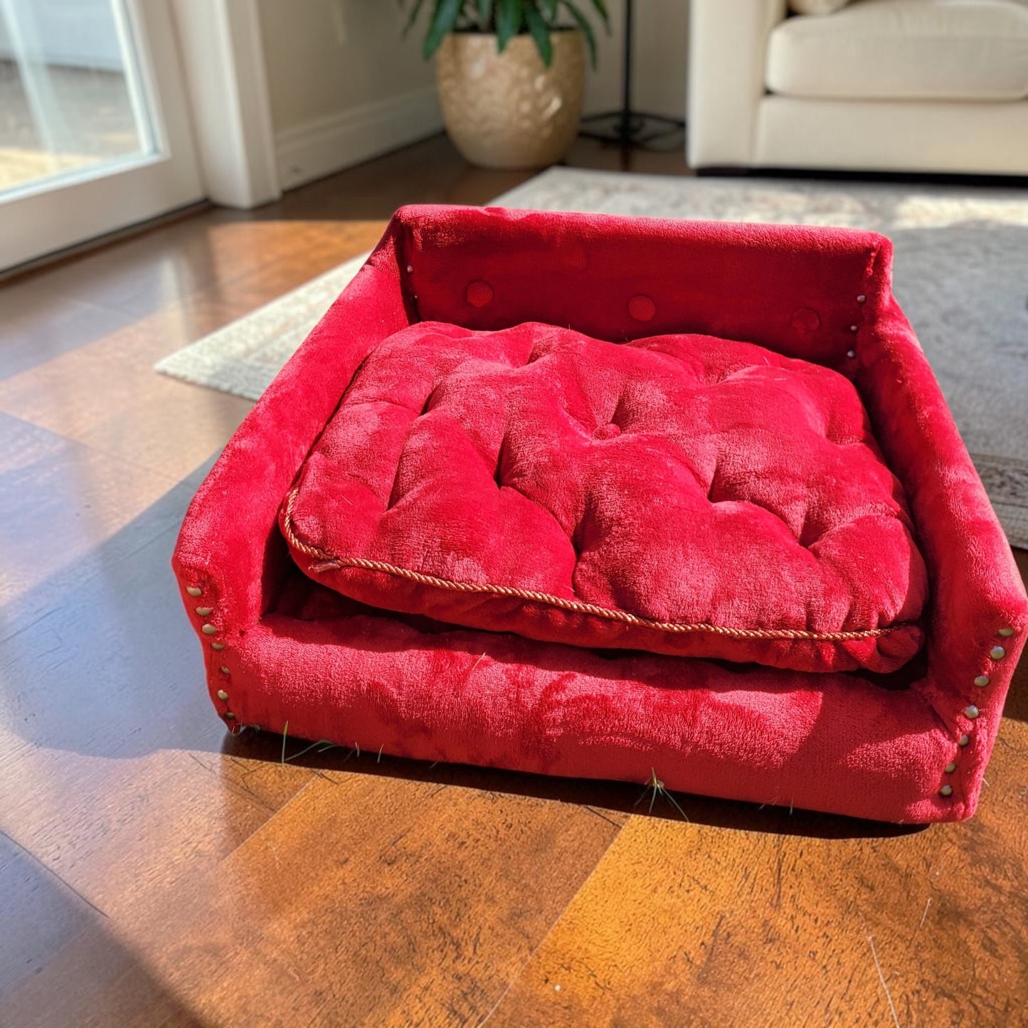 Luxury pet sofa, luxury dog couch, luxury pet furniture