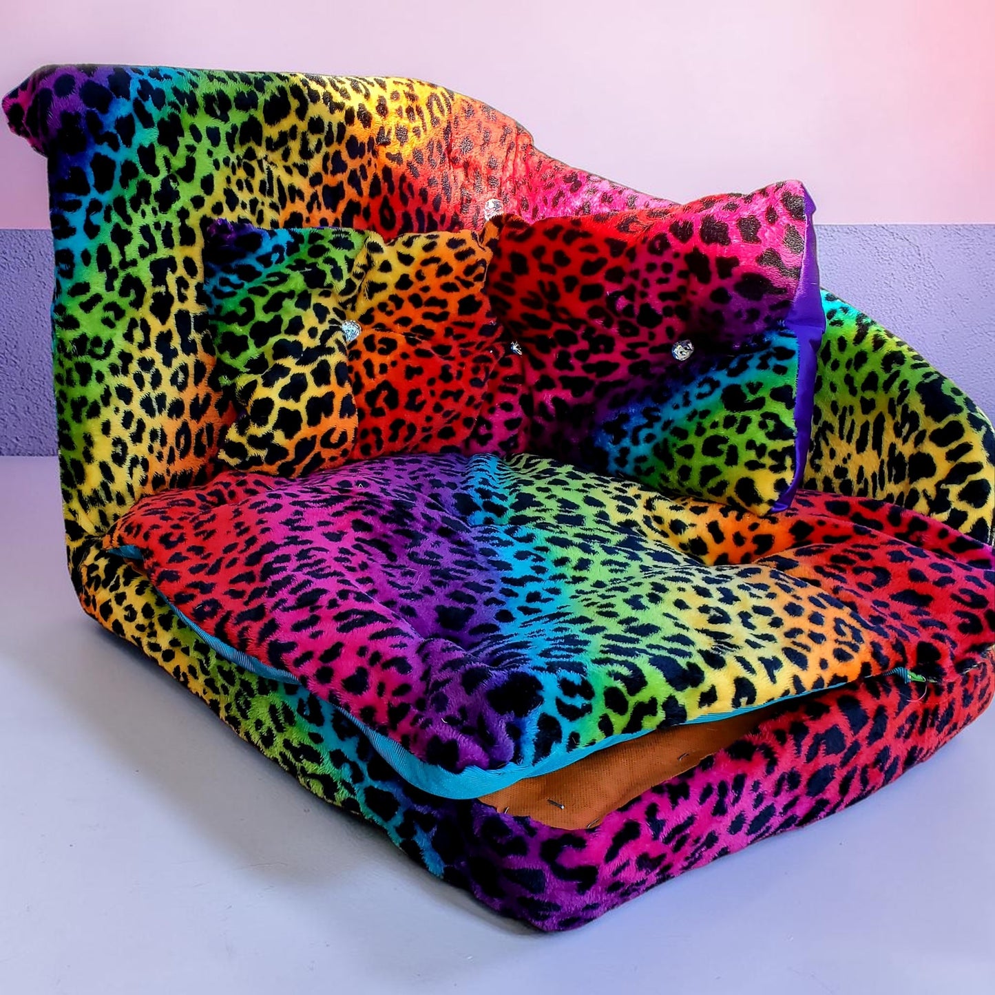 Pet Chaise Lounge, Rainbow Chaise Bed, Pet Chaise Bed, Dog Chaise, Cat Chaise Pet Furniture, Chaise furniture for pets