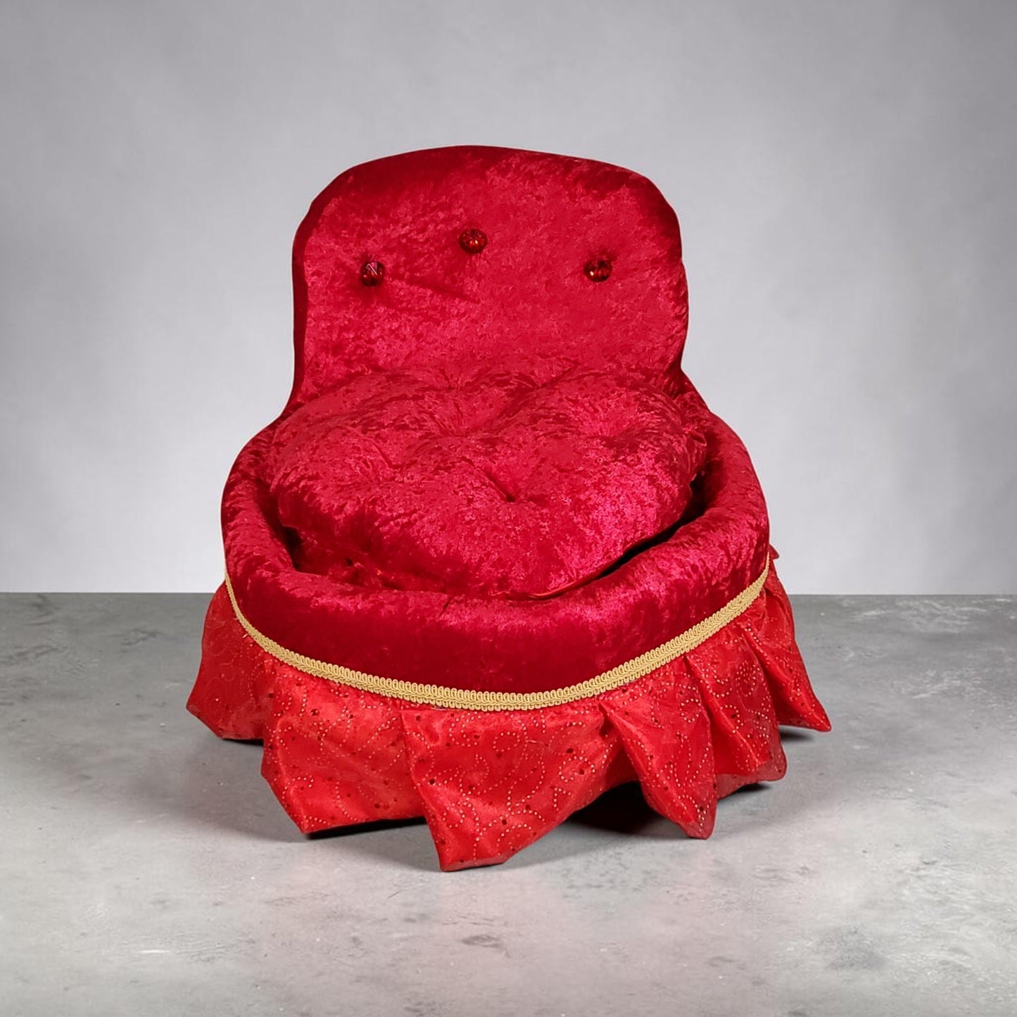 Royalty pet bed, velvet pet bed, royalty pet furniture, luxury red round pet bed