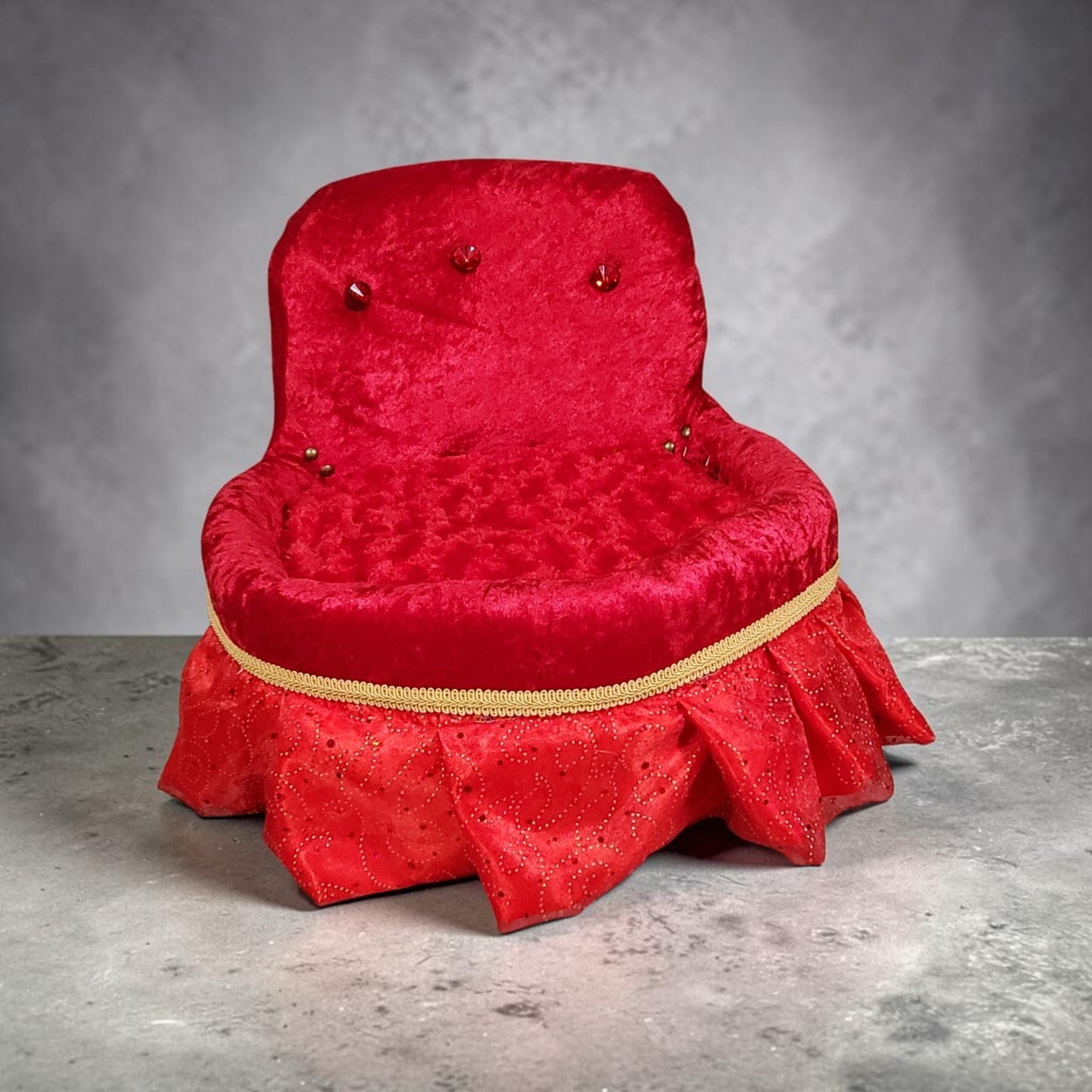 Royalty pet bed, velvet pet bed, royalty pet furniture, luxury red round pet bed