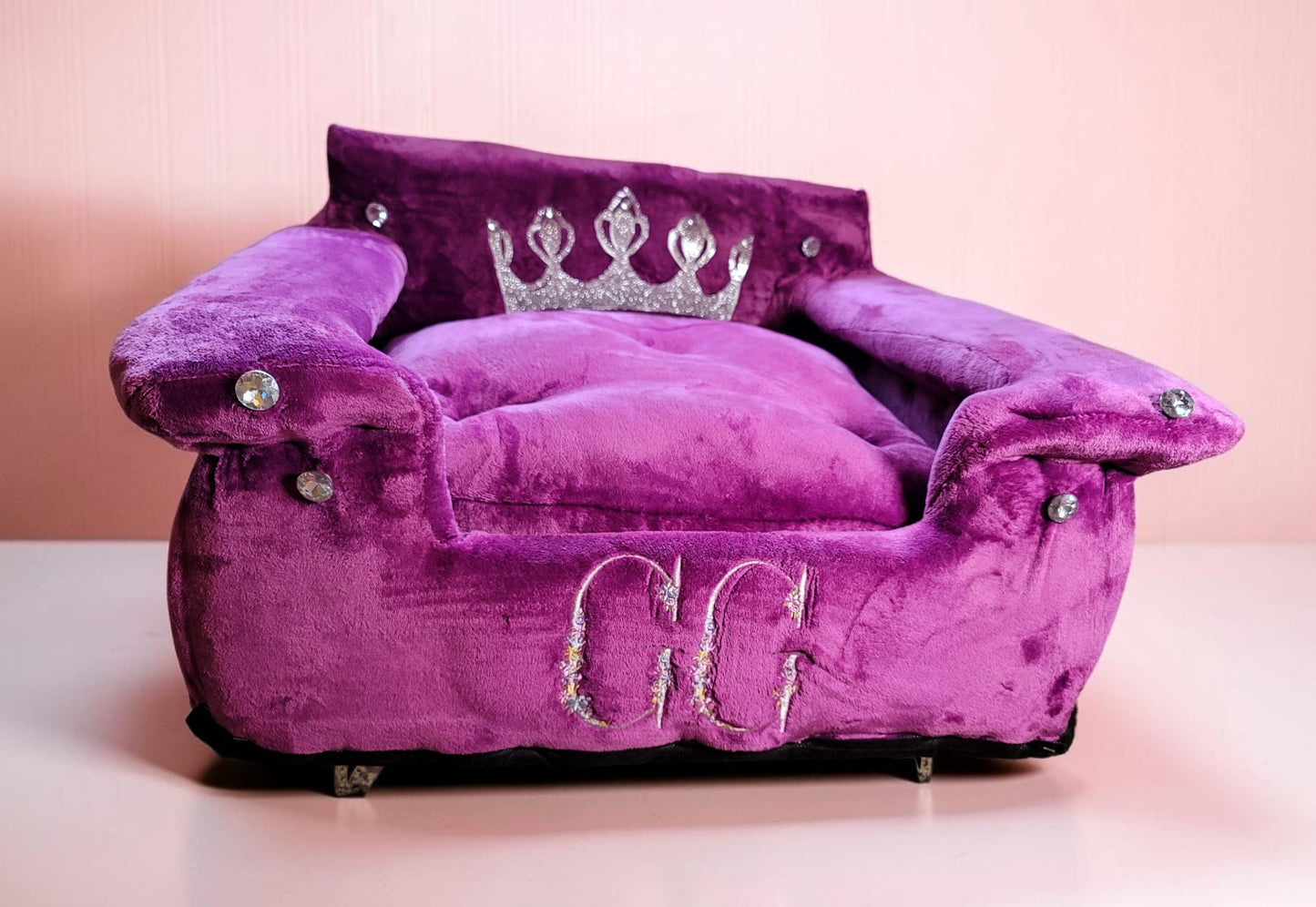 Princess luxury pet bed, personalized pet bed, princess dog bed