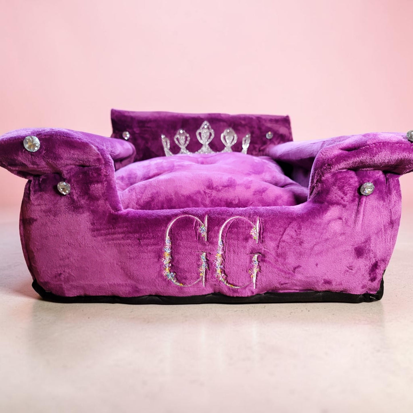 Princess luxury pet bed, personalized pet bed, princess dog bed