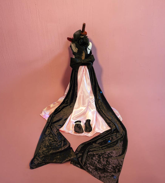 J-Lo pet cutout dress, J-Lo pet costume, J-Lo dog costume, Mutt gala pet costume, Jennifer Lopez pet costume