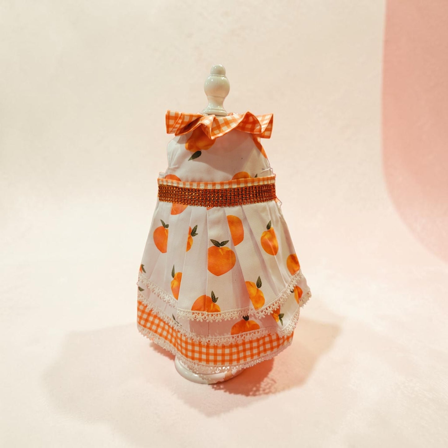 Peach gingham pet dress, peach gingham dog dress, gingham pet dress? Southern bell pet dress, southern bell dog dress, gingham cat dress