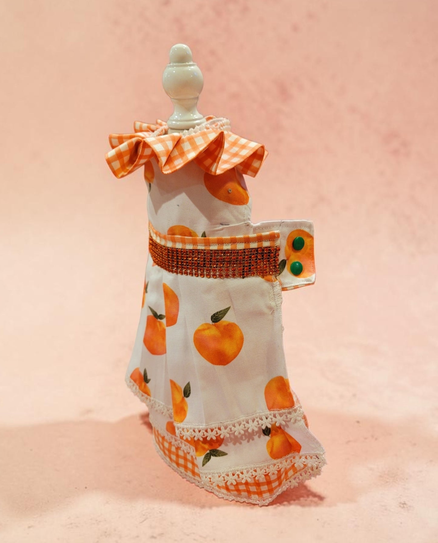 Peach gingham pet dress, peach gingham dog dress, gingham pet dress? Southern bell pet dress, southern bell dog dress, gingham cat dress