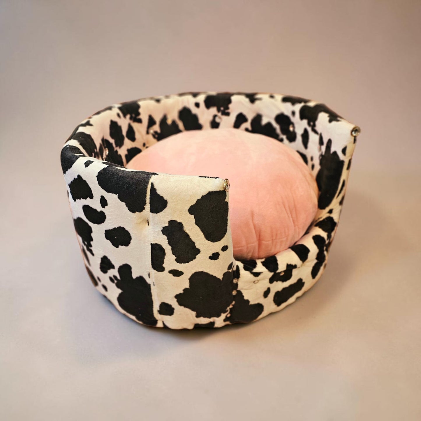 Cow print pet bed, luxury cow pet bed, round cow pet bed