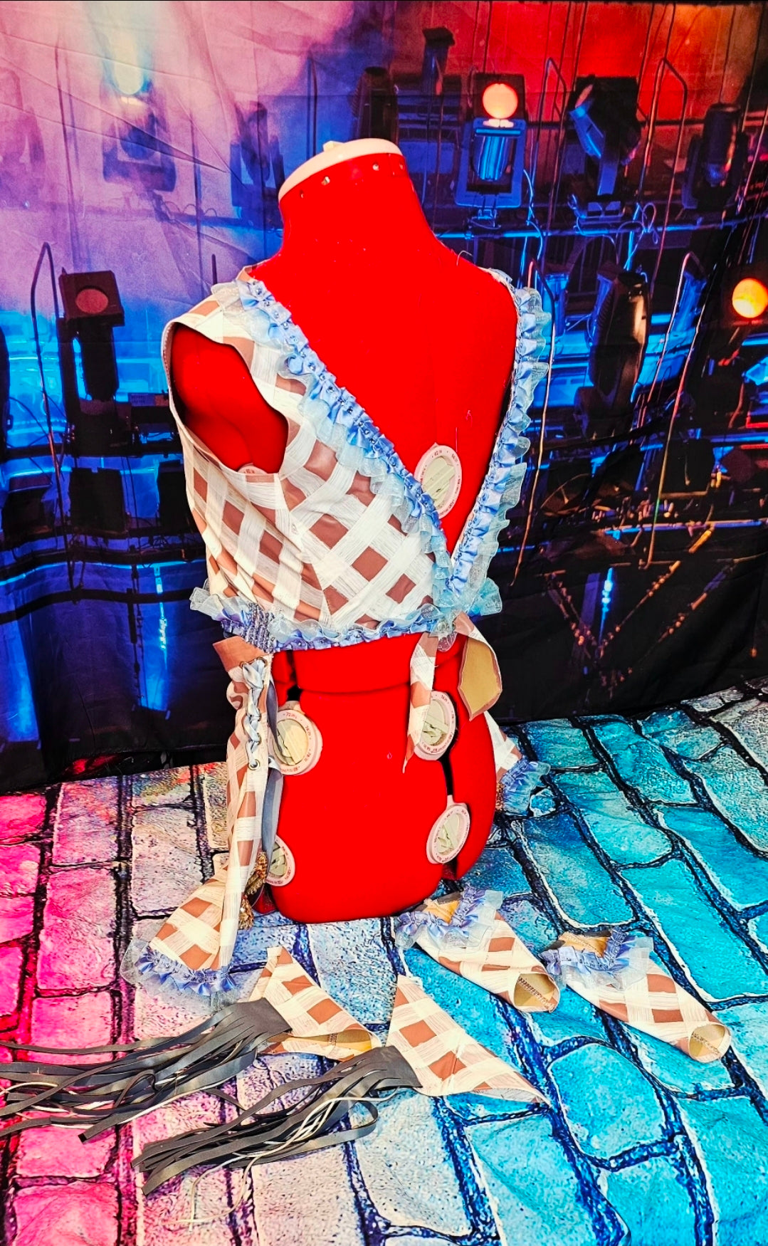 Chappell Roan Giver pet costume, Chappell Roan SNL giver pet costume, Chappell dog costume