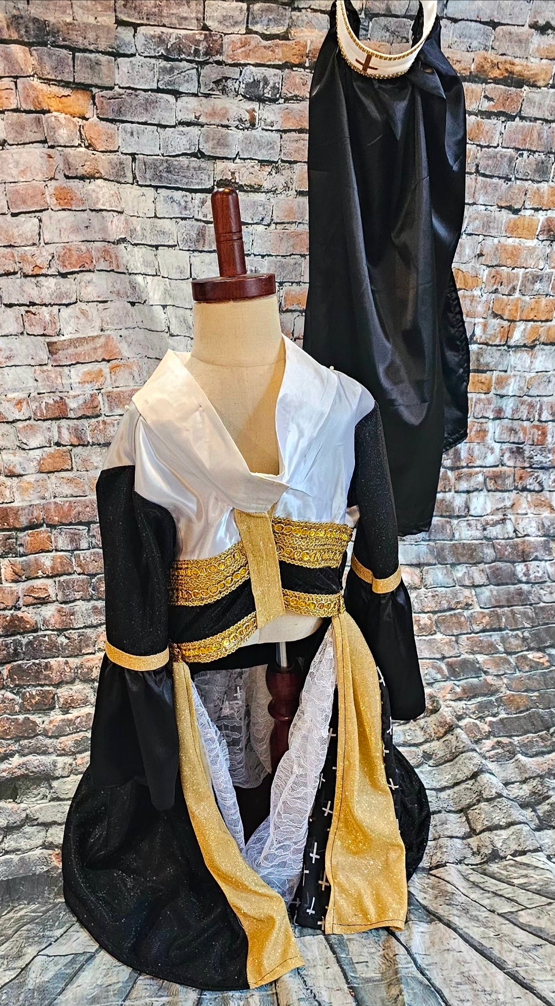 Nun pet costume, glitter nun pet costume, nun dog costume, nun cat costume