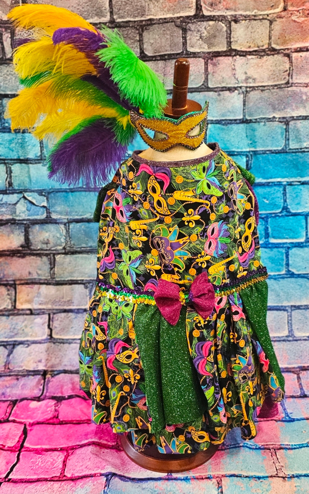 Mardi Gras Pet Dress, Mardi Gras Pet Costume, Mardi gras dog dress and mask