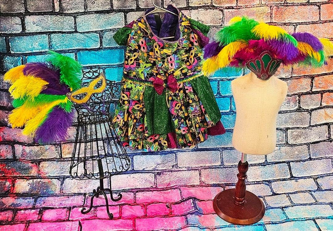 Mardi Gras Pet Dress, Mardi Gras Pet Costume, Mardi gras dog dress and mask