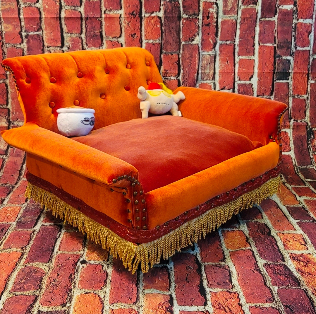 Friends Orange Pet Sofa, Central Perk Pet Sofa, Friends dog couch