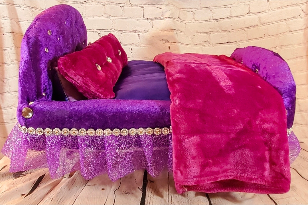 Custom Pet Bassinet Beds, Puppy Bassinet Beds, luxury pet bassinet bed