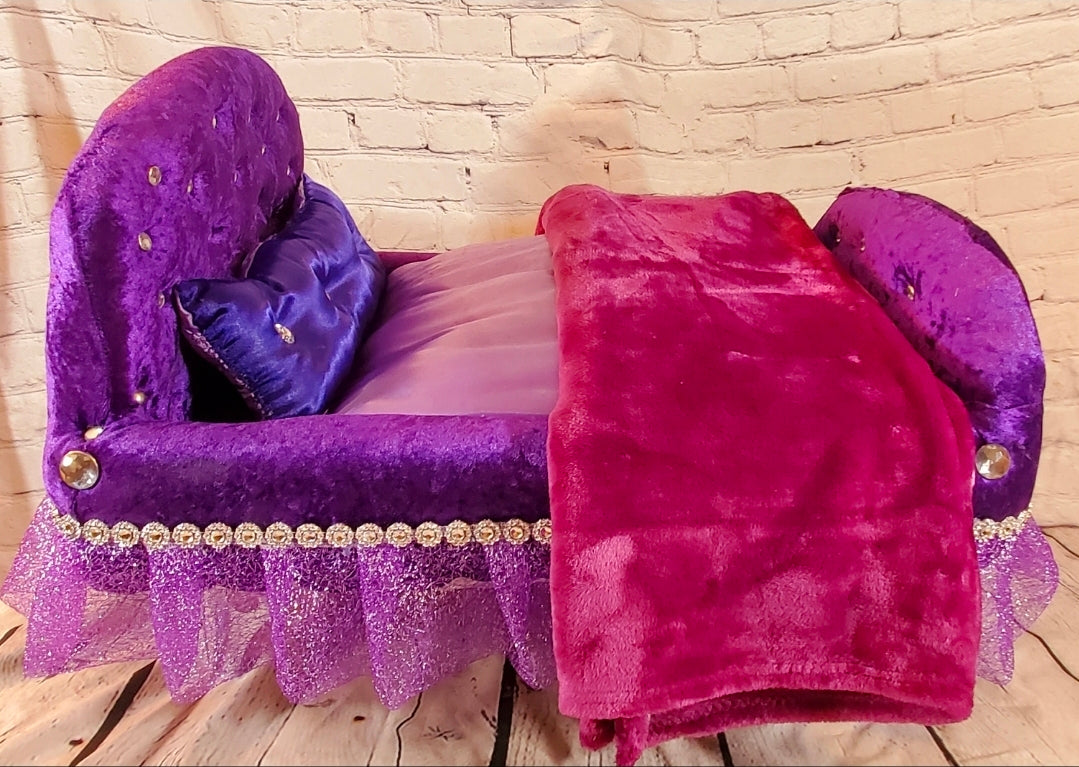 Custom Pet Bassinet Beds, Puppy Bassinet Beds, luxury pet bassinet bed