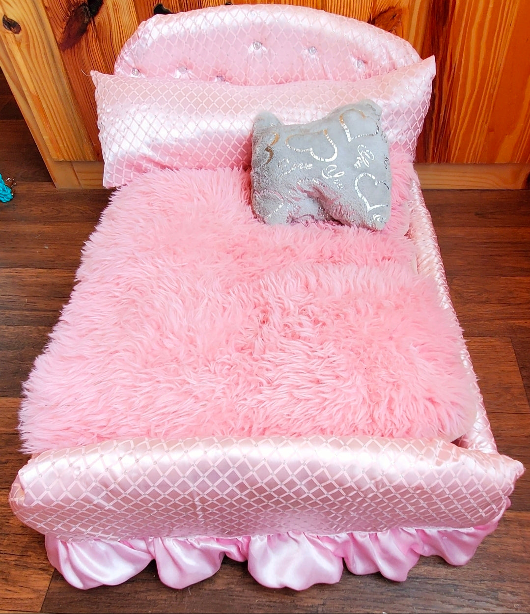 Custom Pet Bassinet Beds, Puppy Bassinet Beds, luxury pet bassinet bed