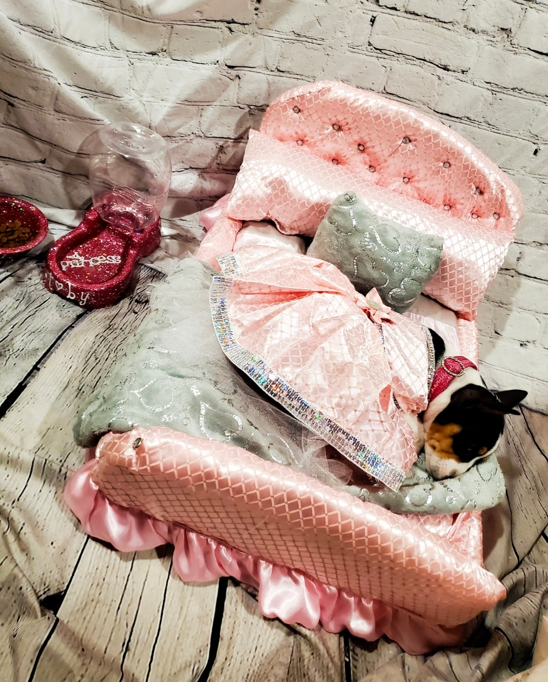 Custom Pet Bassinet Beds, Puppy Bassinet Beds, luxury pet bassinet bed