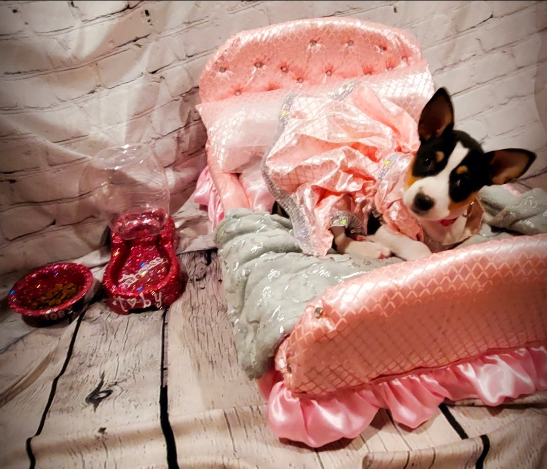 Custom Pet Bassinet Beds, Puppy Bassinet Beds, luxury pet bassinet bed