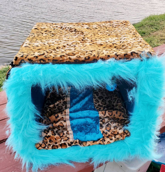 Cat Play Bed, Two Story cat play bed, Pet two story bed. Two story Pet house. Leopard, animal Print bed, beds for cats, aqua cat bed, feathe