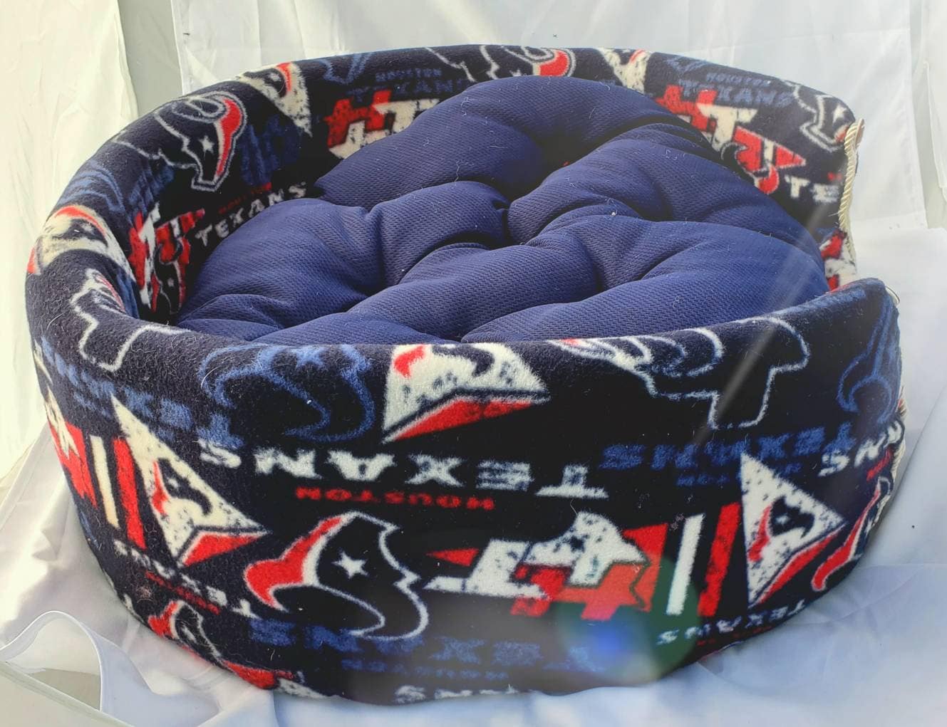 Houston texans pet bed, football pet bed, Round pet bed, Round dog bed, Round cat bed, texans dog bed, Texas pet bed, texans cat bed