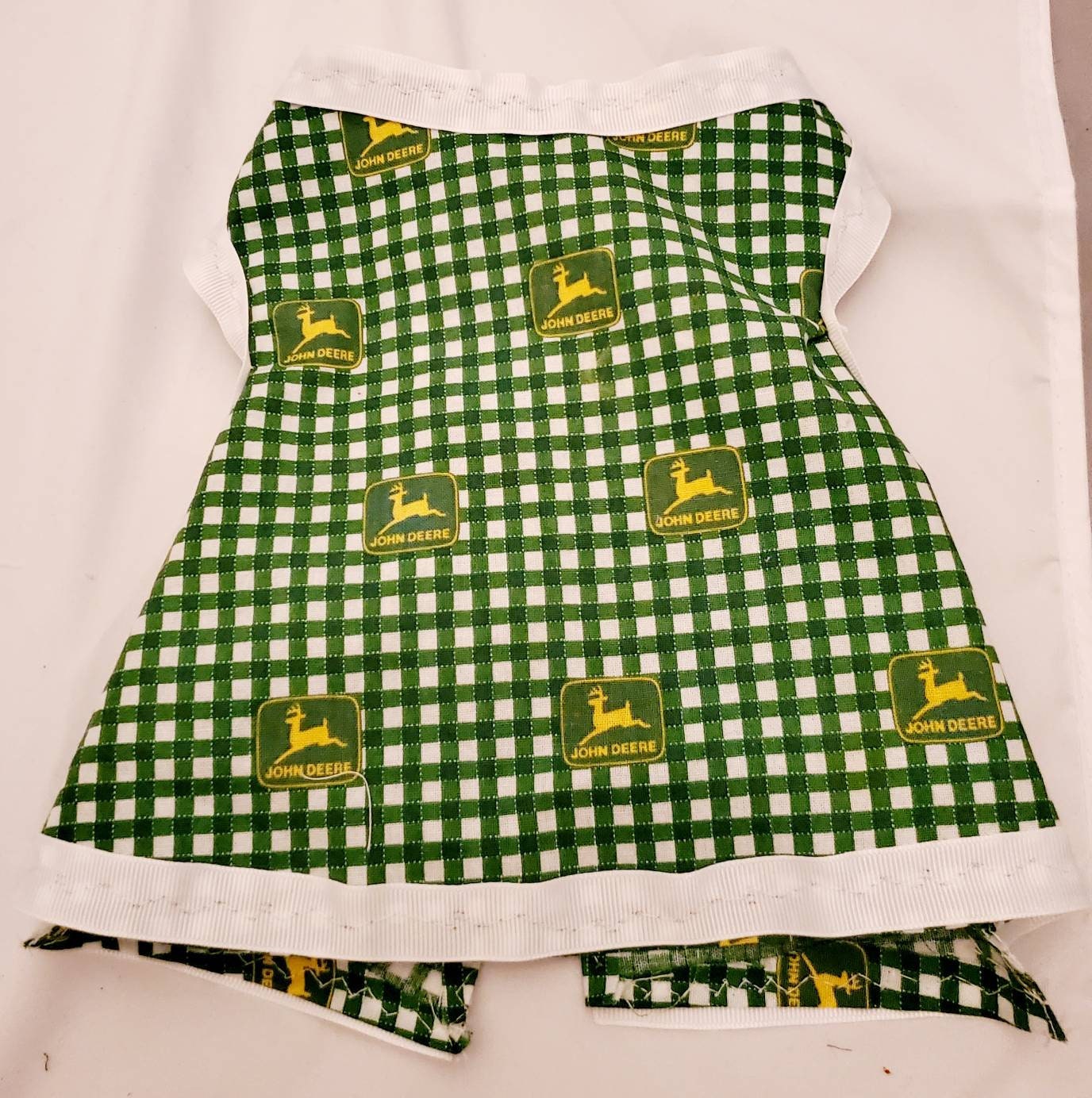 John Deere Pet apparel, John Deere pet clothing, John Deere cat, dog, pet dress, John Deere cat, dog pet shirt, John Deere cat shirt, dress
