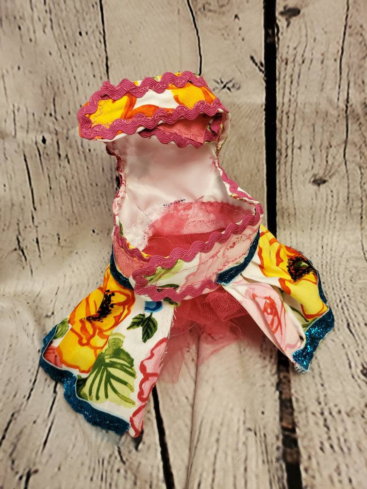 Flower dog dress, flower pet dress, flower cat dress, pet dresses, adjustable pet dress, colorful pet dress, cat dresses, dog dresses