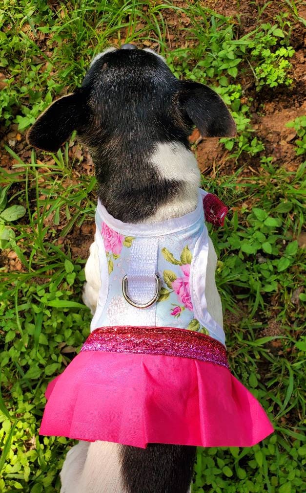 Dress pet harness, dress dog harness, dress cat harness, flower pink harness, fushia dress harness, pink pet dress, flower Pet dress,