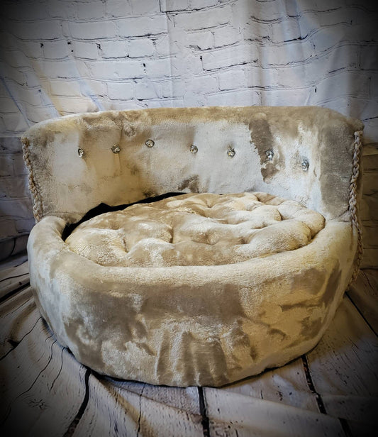 Round high back luxury pet chair, diamond pet chair, Round dog bed, Round pet bed, pet bed, pet couch luxury, Round pet sofa, pet furniture