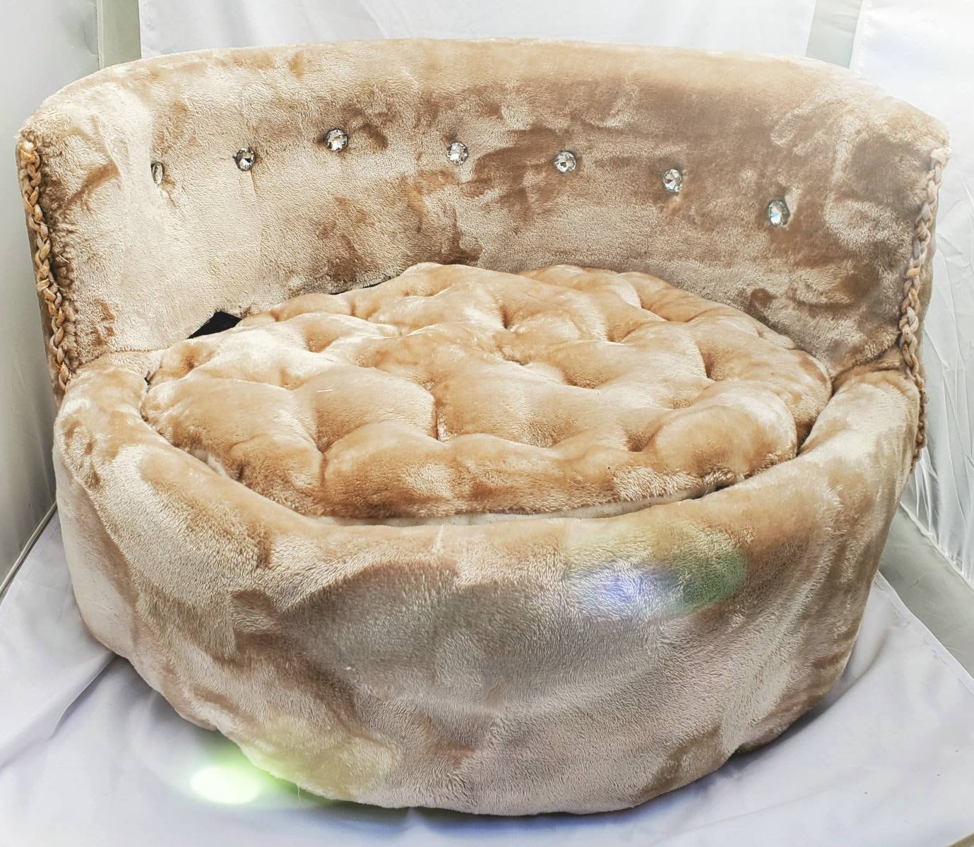 Round high back luxury pet chair, diamond pet chair, Round dog bed, Round pet bed, pet bed, pet couch luxury, Round pet sofa, pet furniture