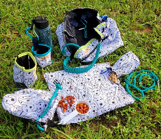 Pet Travel bag, pet carrier, Pet food bag, Pet cloth, food, water bowl, walking bag, leash holder, dog travel bag, Pet carrier, Cat travel