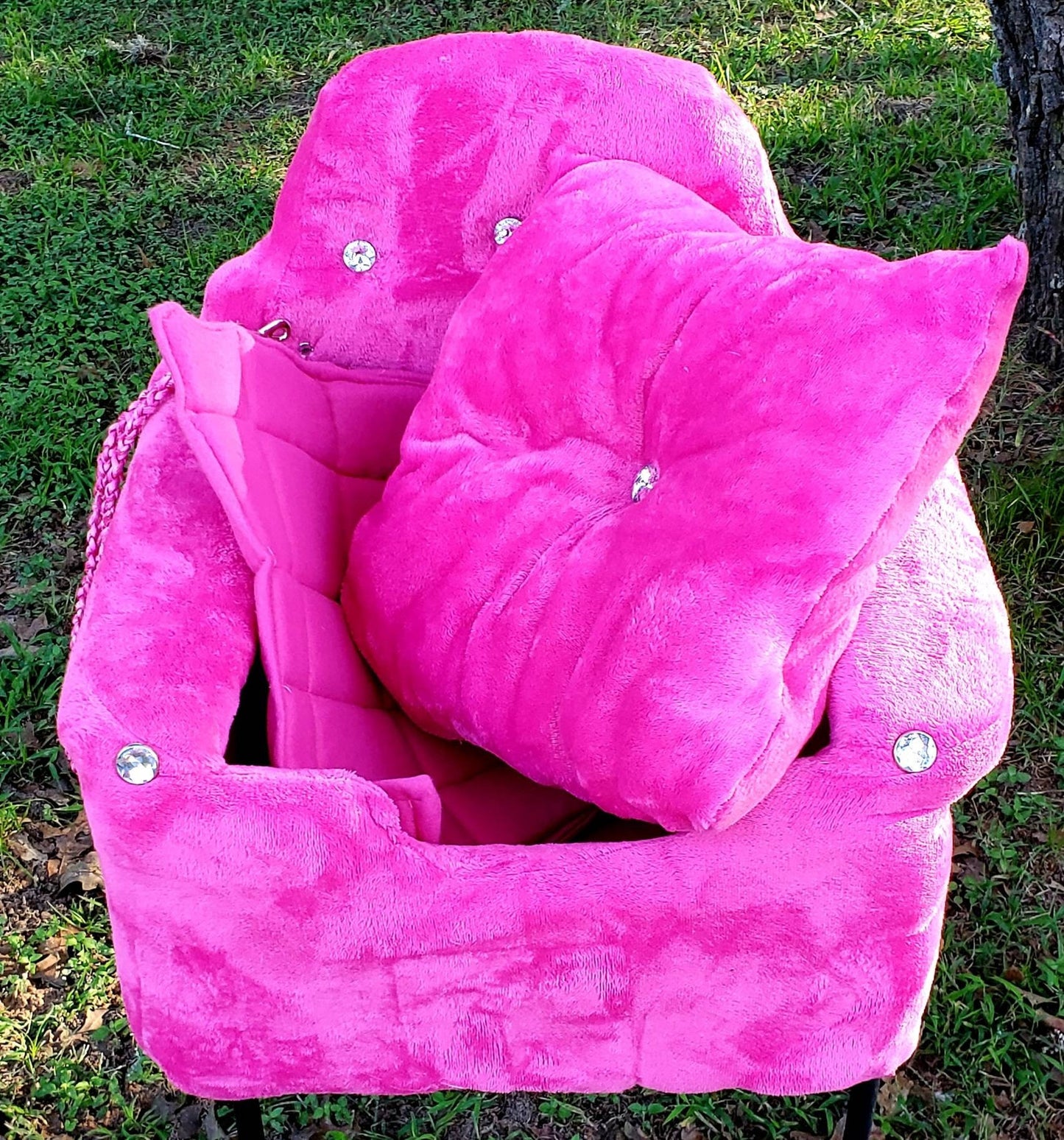 Custom Design your Pet Booster Seat, dog booster seat, cat booster seat, dog bed for the car, booster seat for pets, pet car seat, dog car
