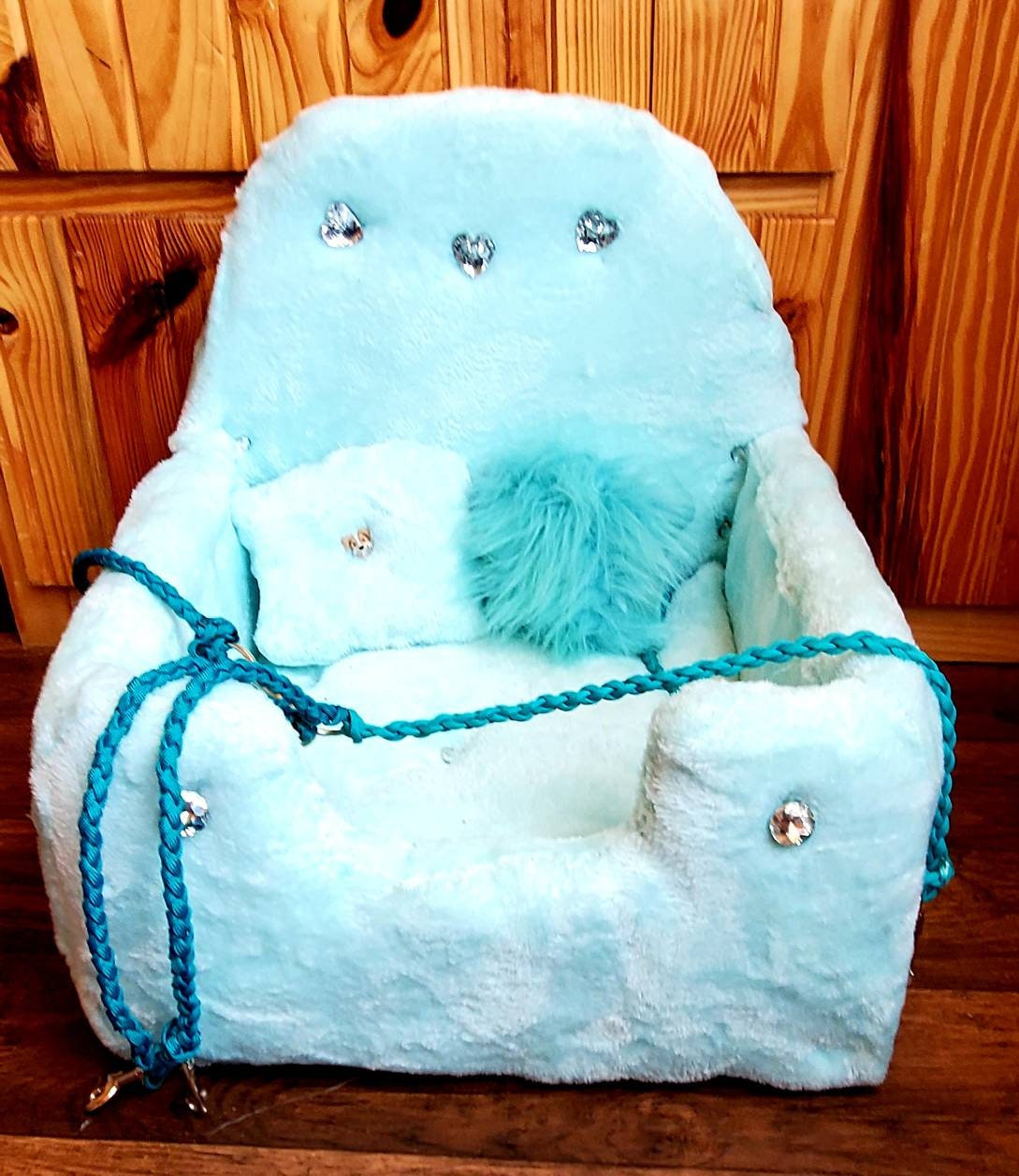 Custom Design your Pet Booster Seat, dog booster seat, cat booster seat, dog bed for the car, booster seat for pets, pet car seat, dog car